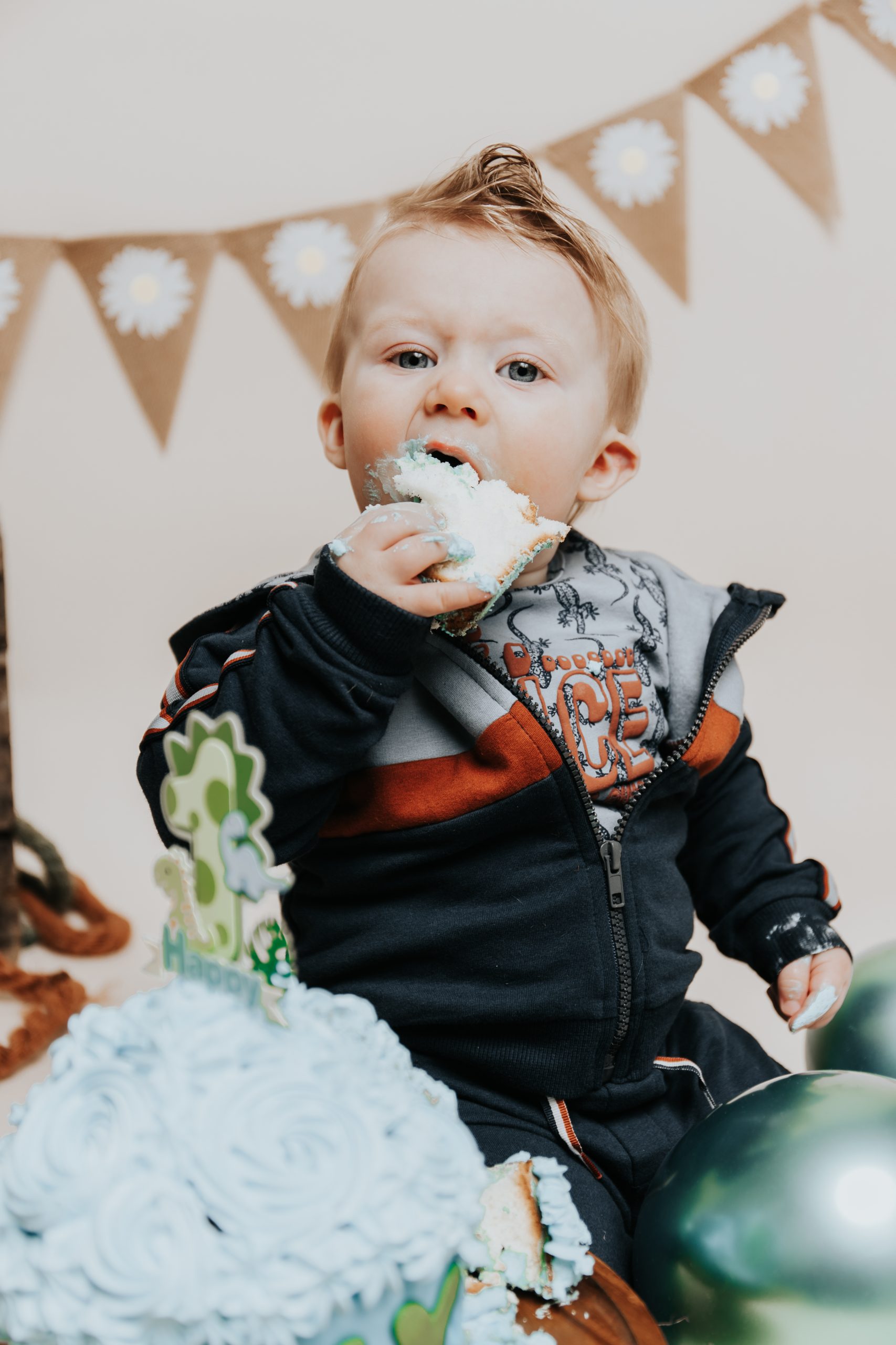 FB8A3720 Verjaardag en cakesmash Drenthe en Overijssel